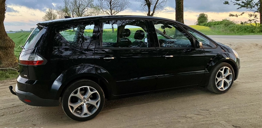 Ford S-Max cena 18900 przebieg: 291000, rok produkcji 2008 z Czarne małe 137